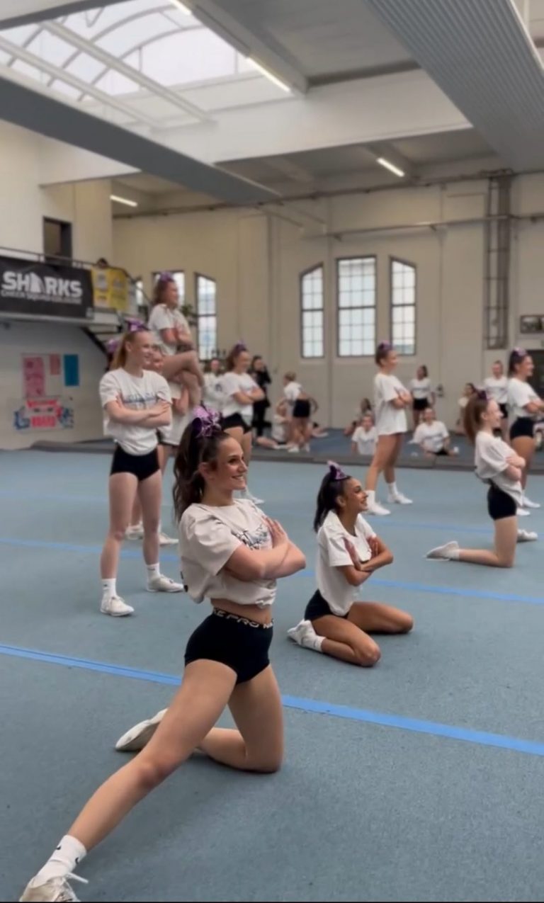 Cheerleading-Halle Shark Tank in Hürth mit Airfloor
